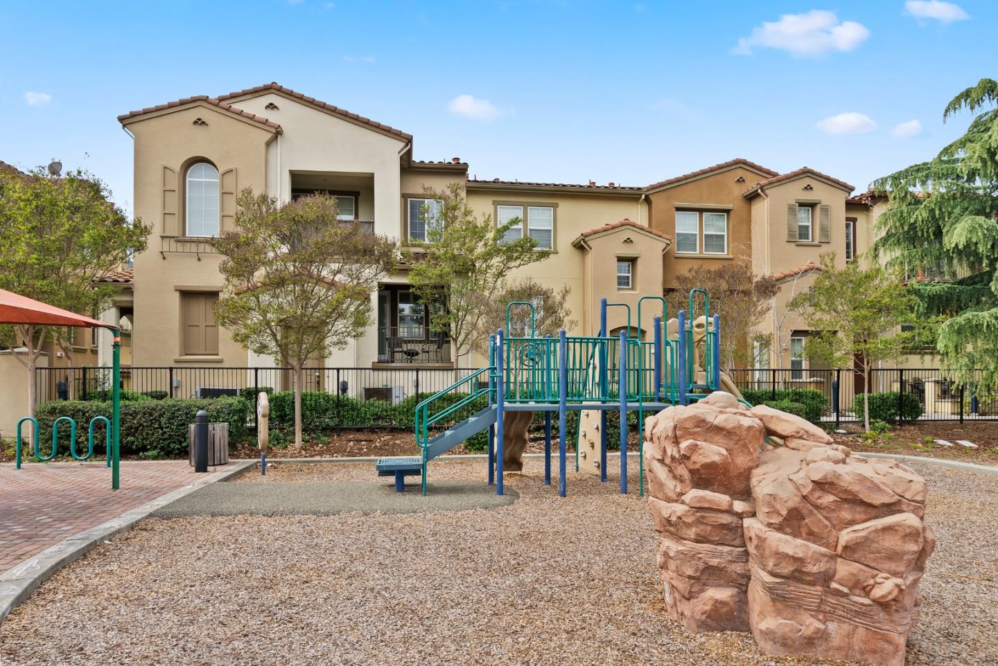 Front Image Thumbnail for ML82039798