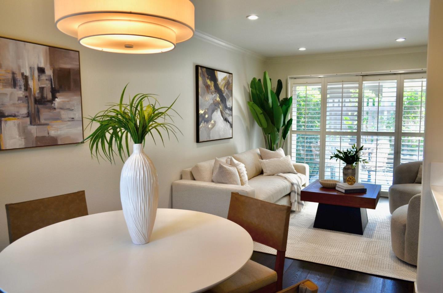 Front Image Thumbnail for ML82039802