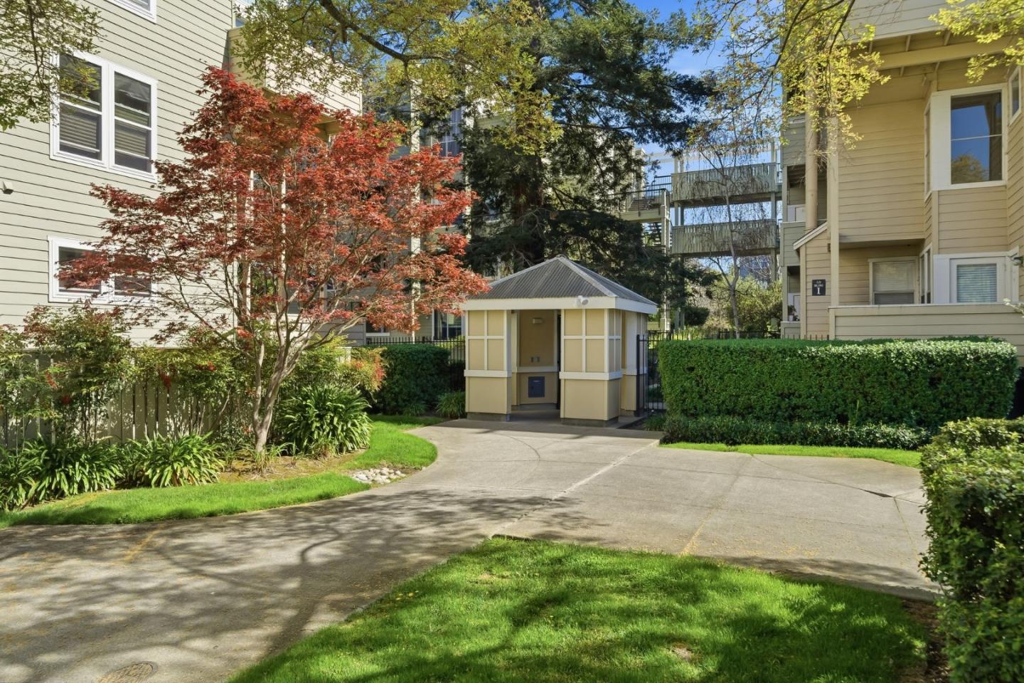 Front Image Thumbnail for ML82039845