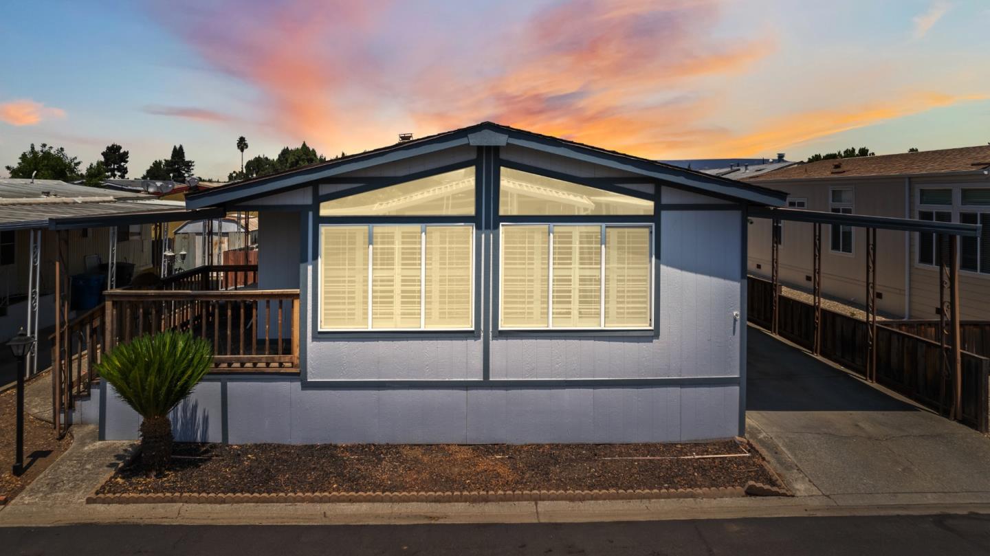 Front Image Thumbnail for ML82039913