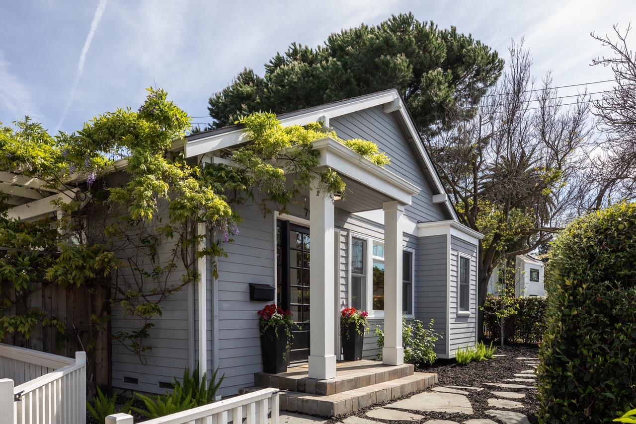 Front Image Thumbnail for ML82039964