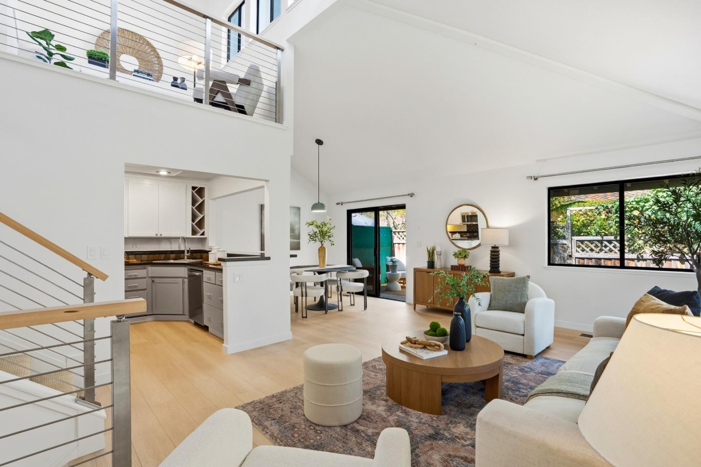 Front Image Thumbnail for ML82039971