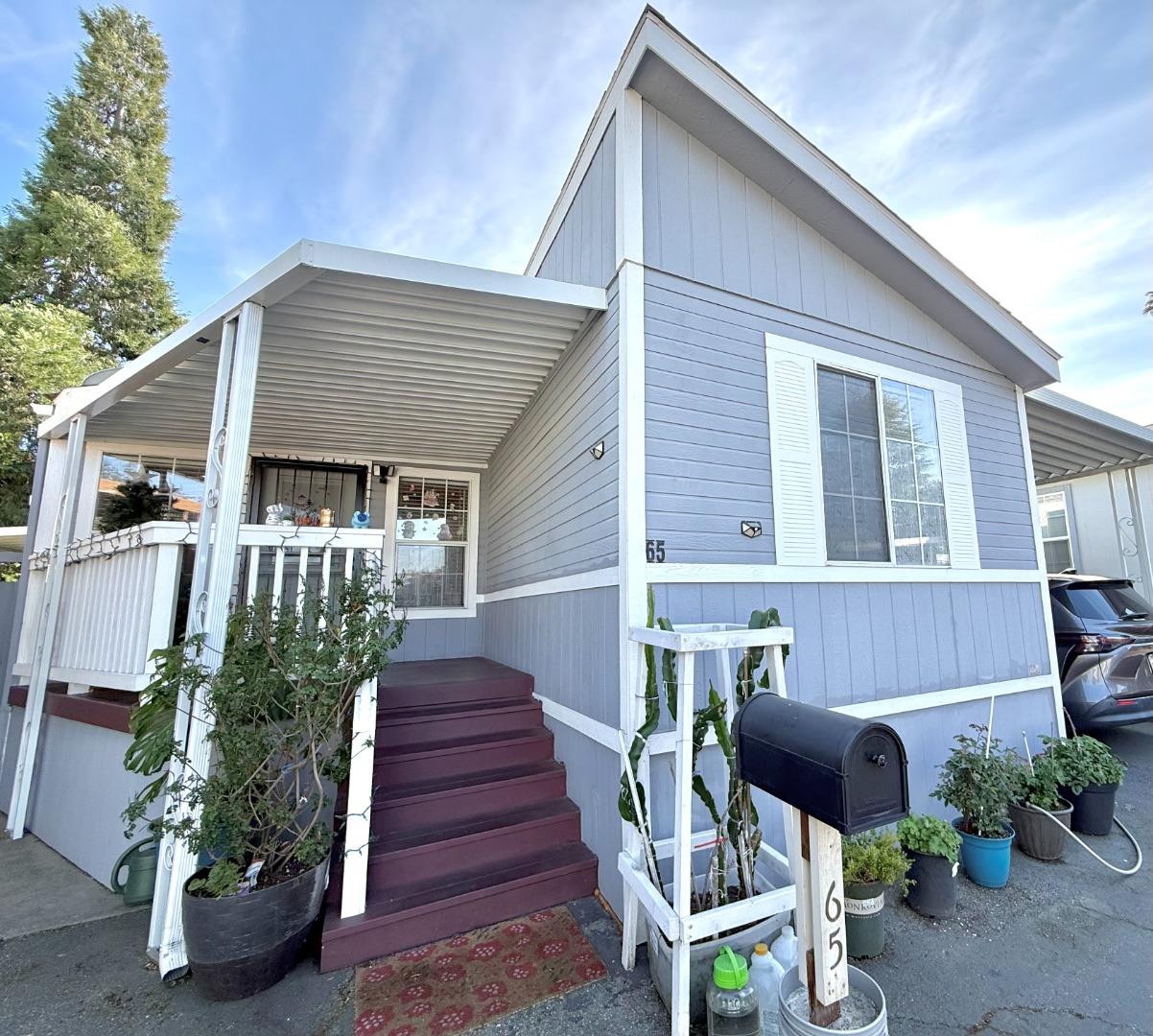 Front Image Thumbnail for ML82039975