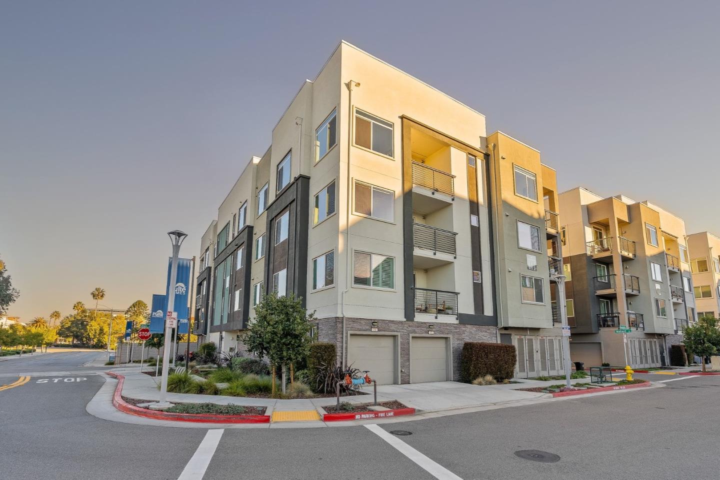 Front Image Thumbnail for ML82039999