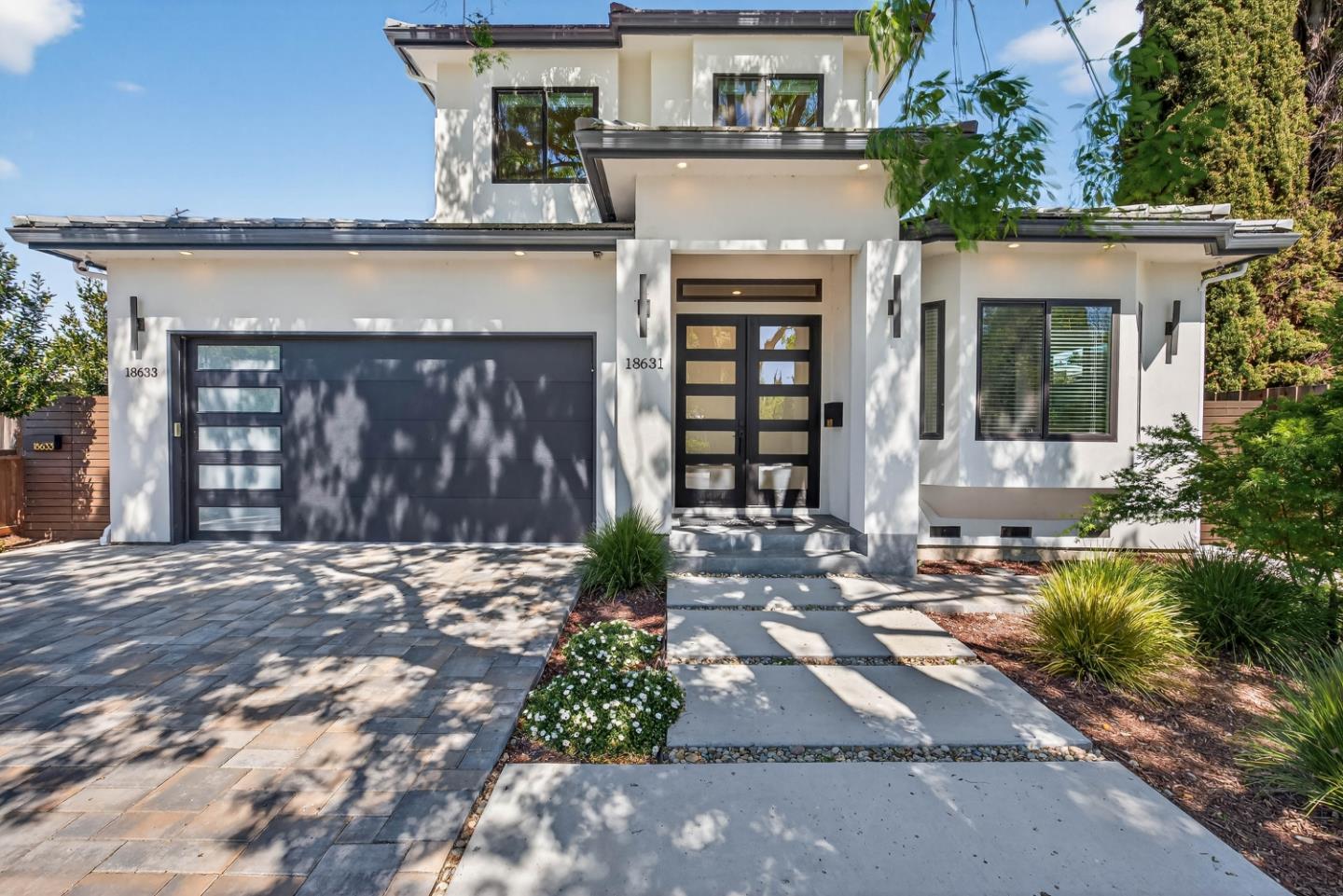 Front Image Thumbnail for ML82040142