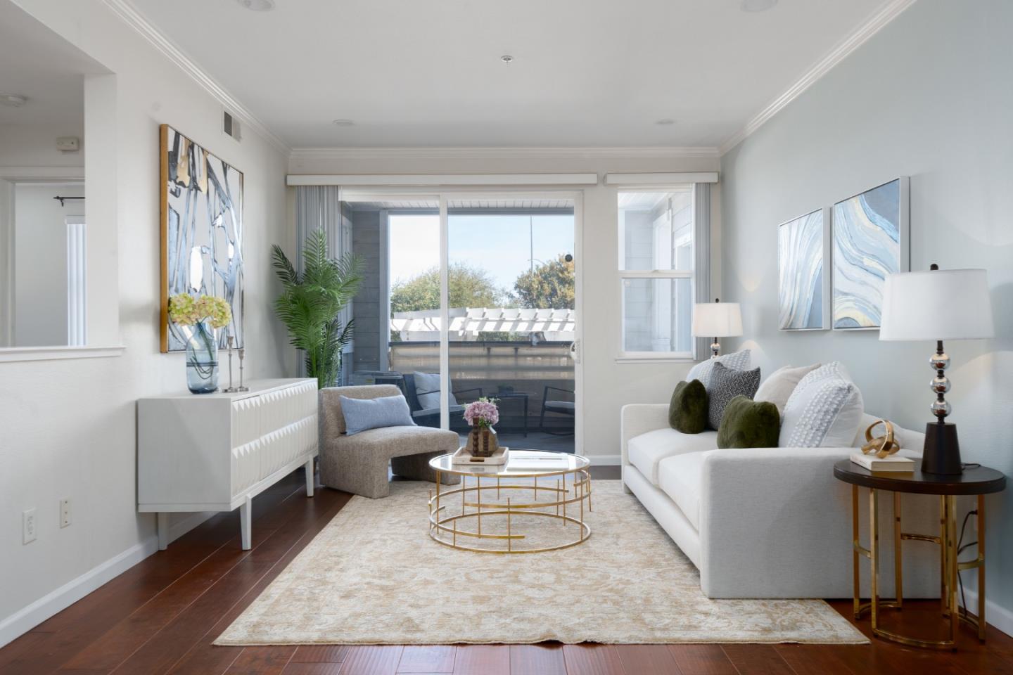 Front Image Thumbnail for ML82040213