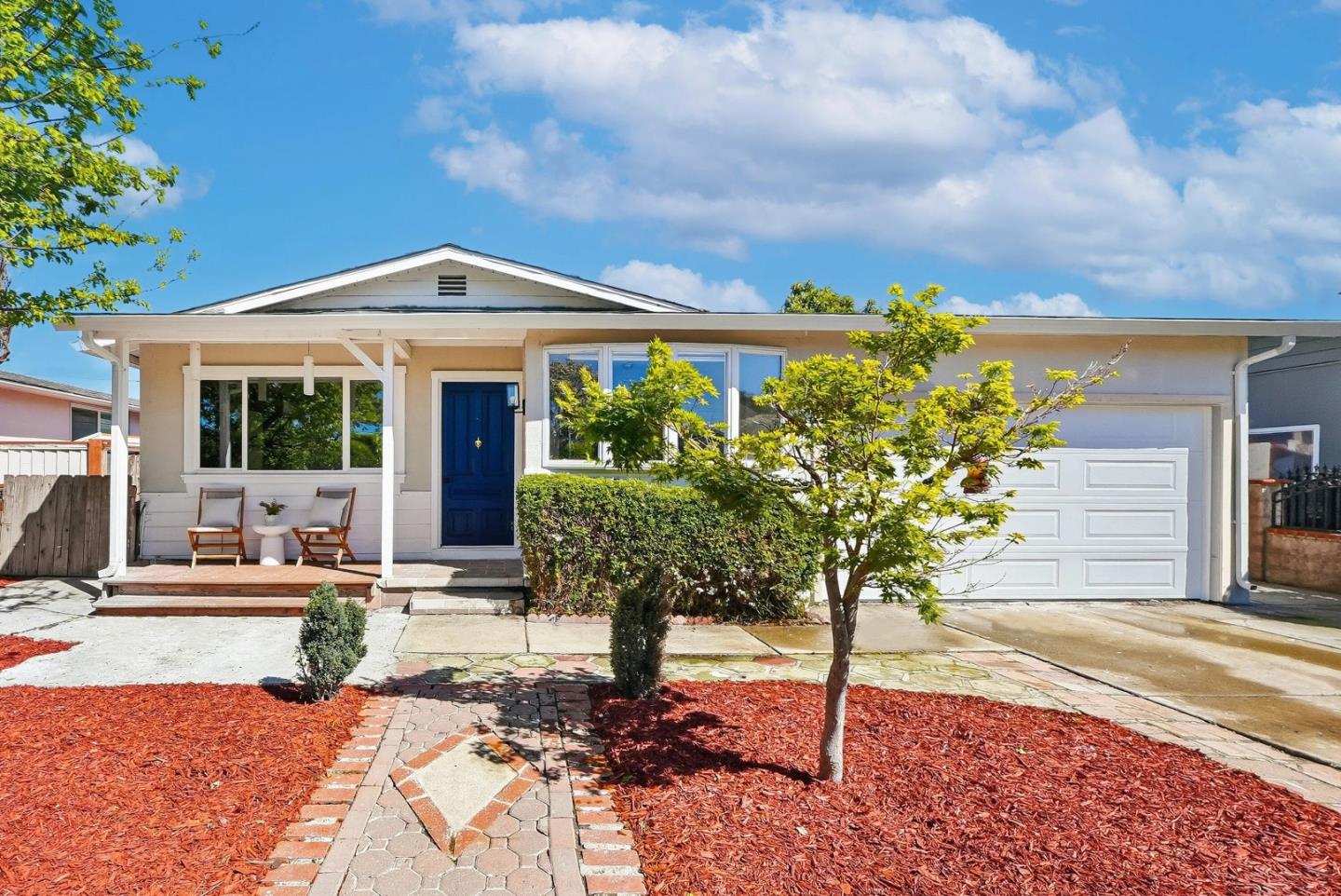 Front Image Thumbnail for ML82040315