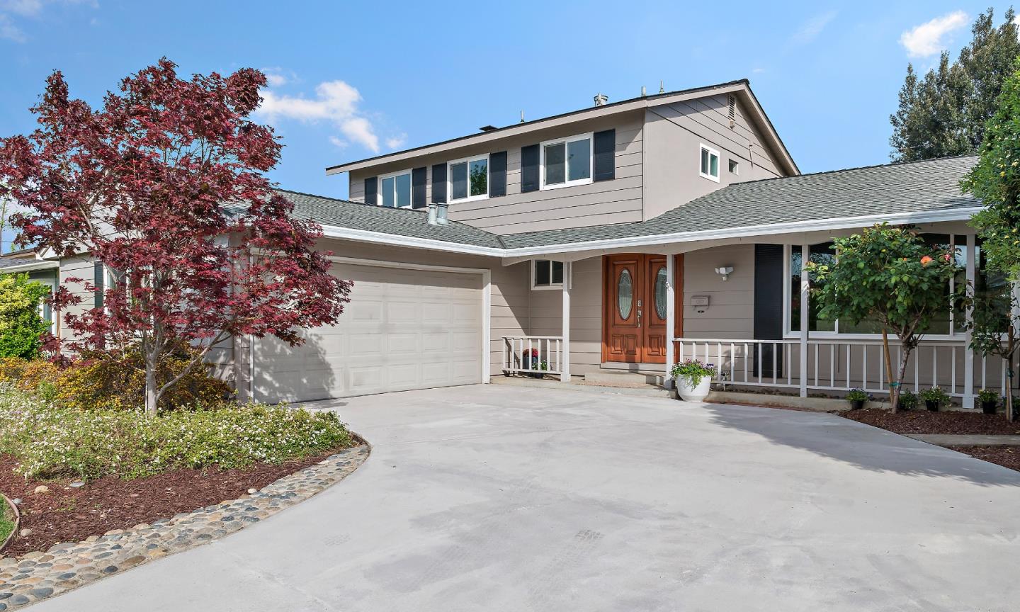 Front Image Thumbnail for ML82040443