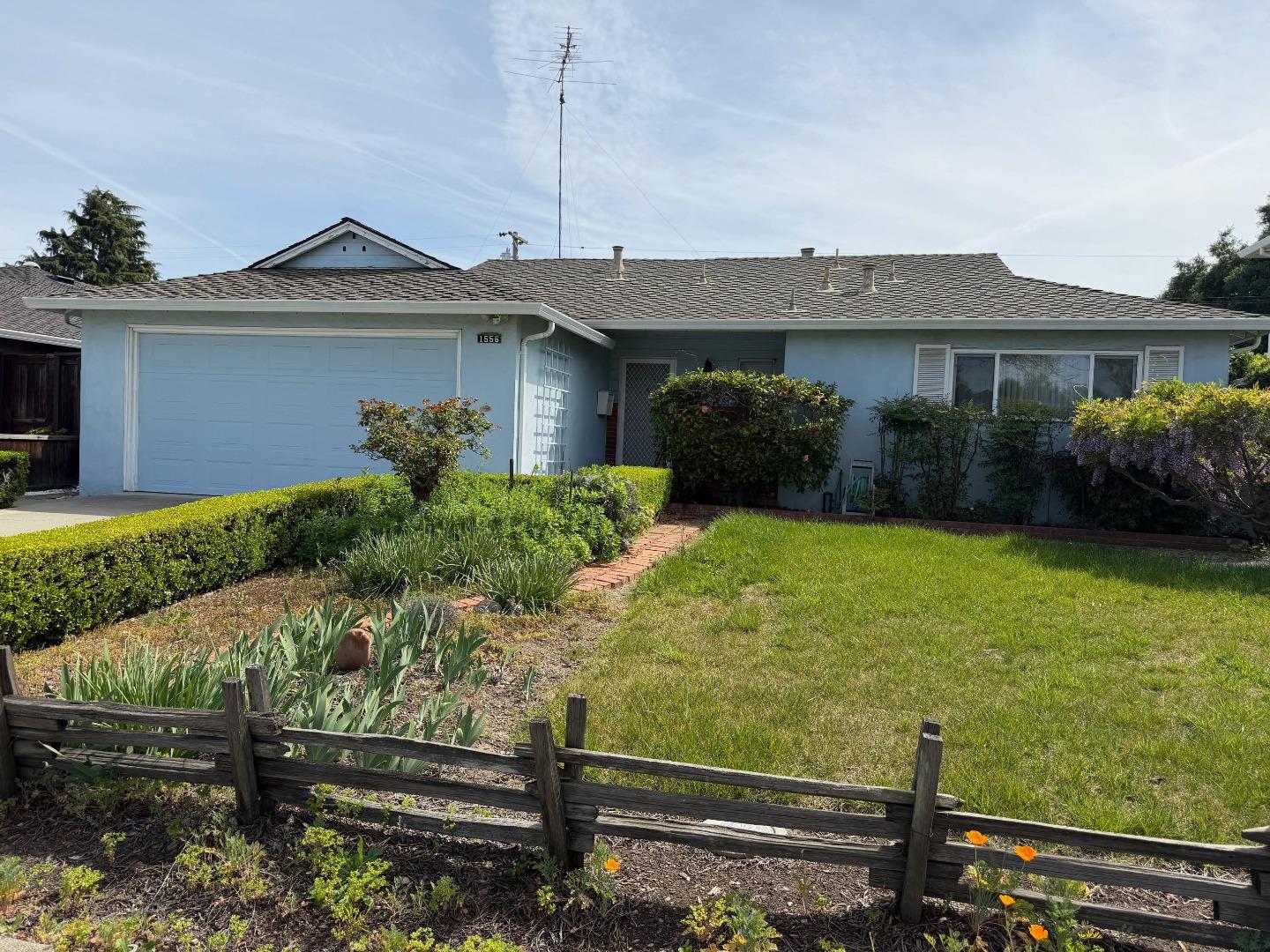 Front Image Thumbnail for ML82040468