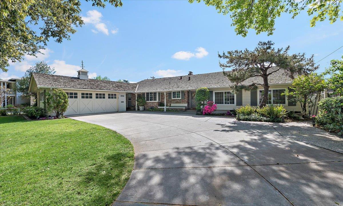 Front Image Thumbnail for ML82040625