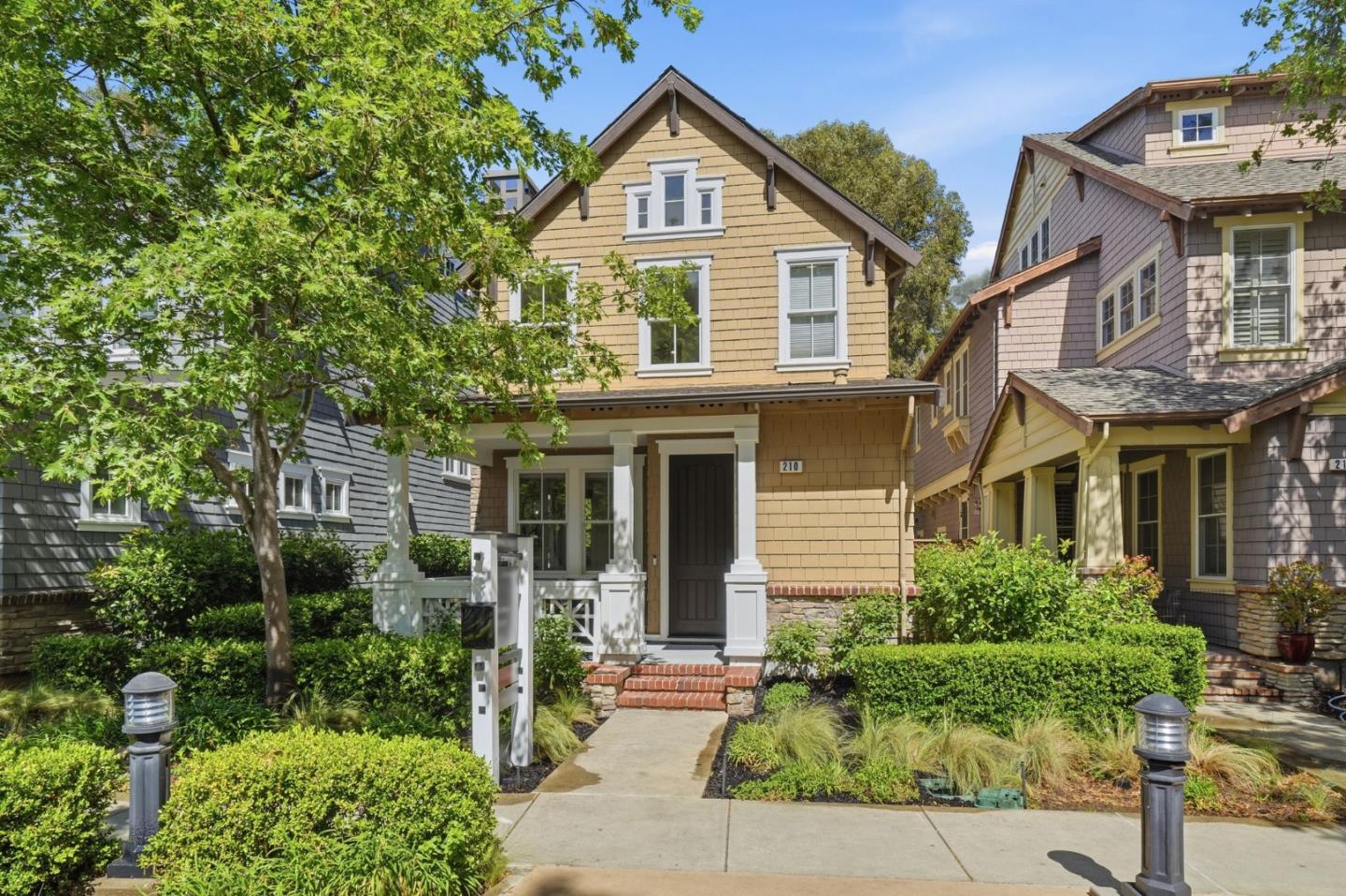 Front Image Thumbnail for ML82040680