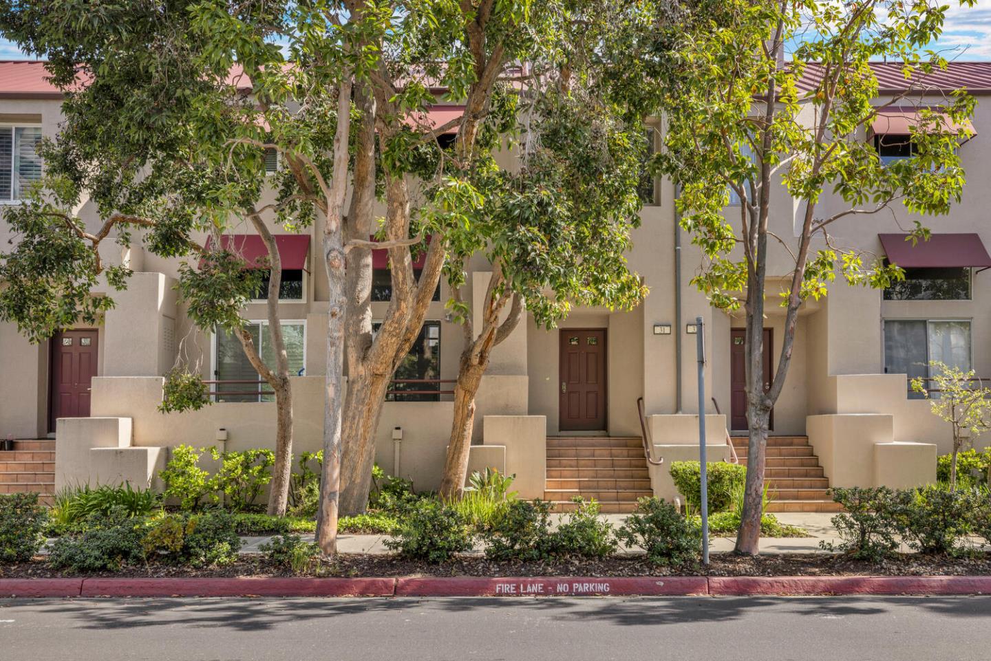 Front Image Thumbnail for ML82040690