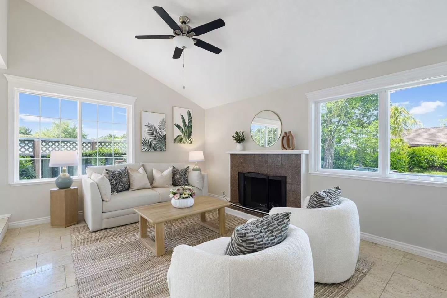 Front Image Thumbnail for ML82040702