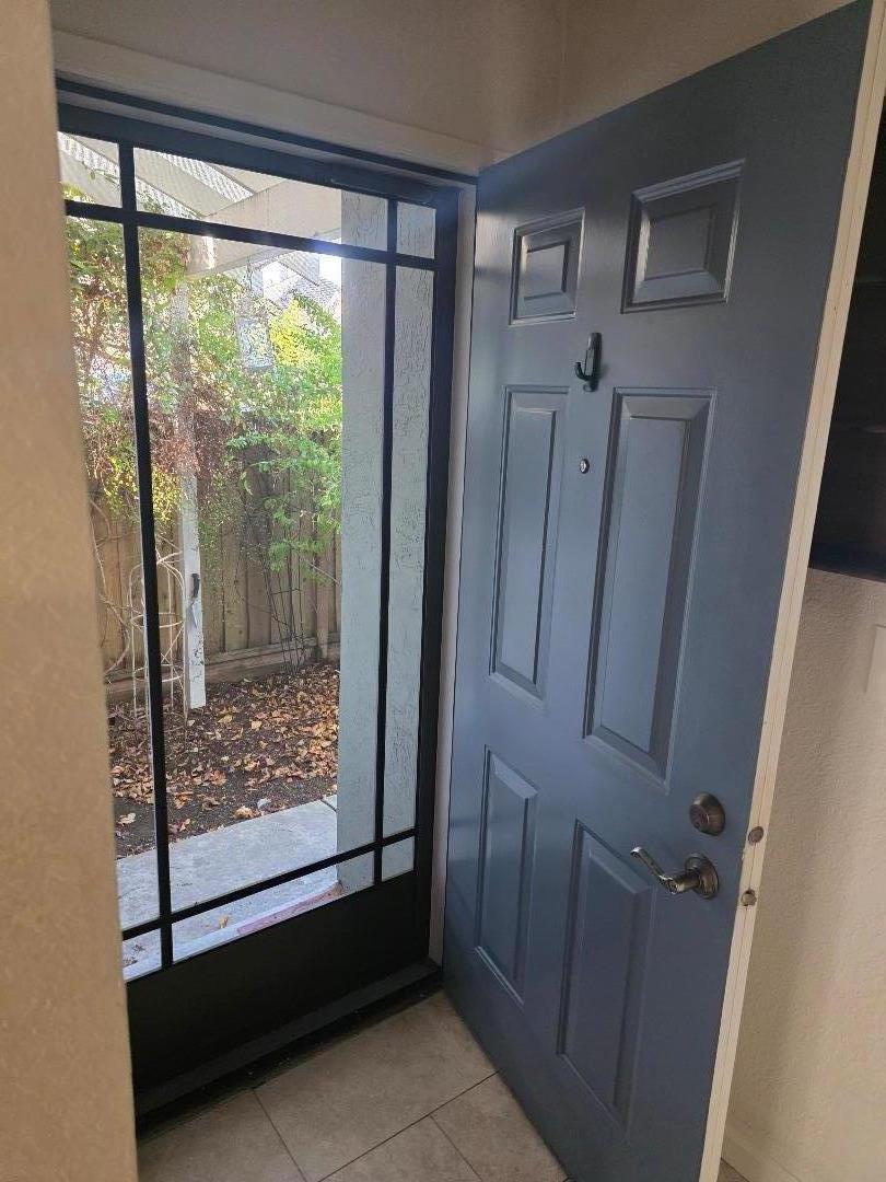 Front Image Thumbnail for ML82040711