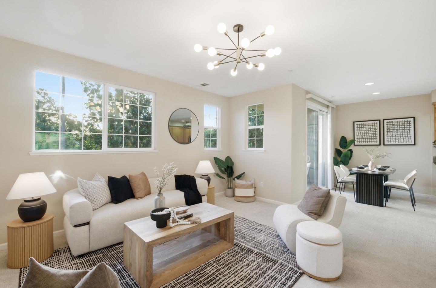 Front Image Thumbnail for ML82040904