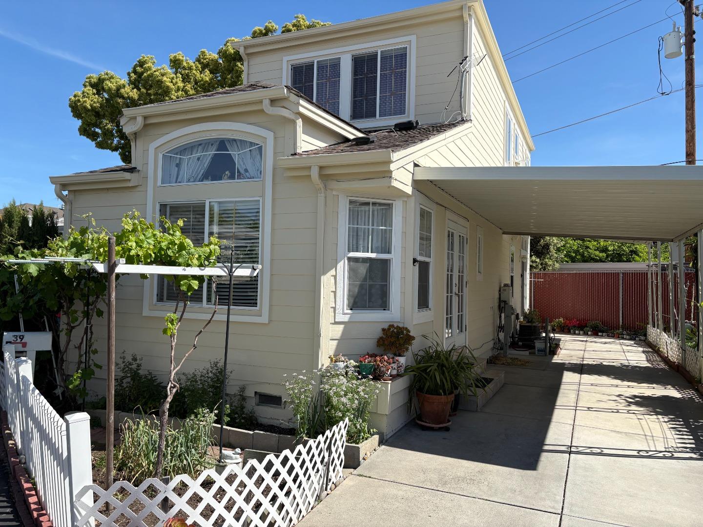 Front Image Thumbnail for ML82041681