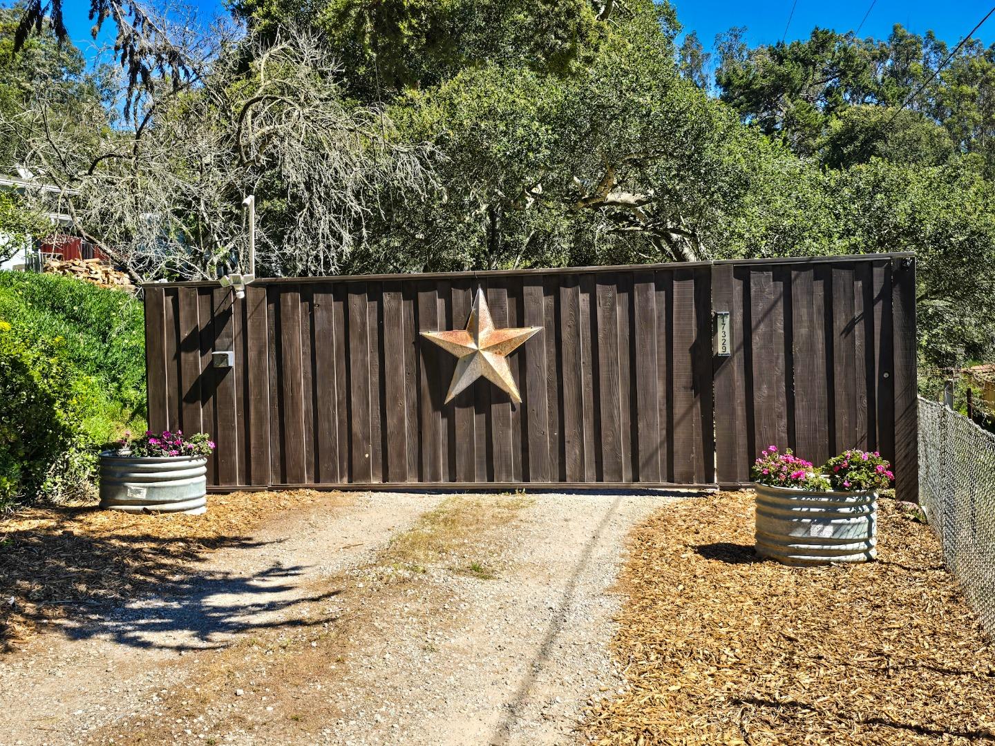Front Image Thumbnail for ML82042661