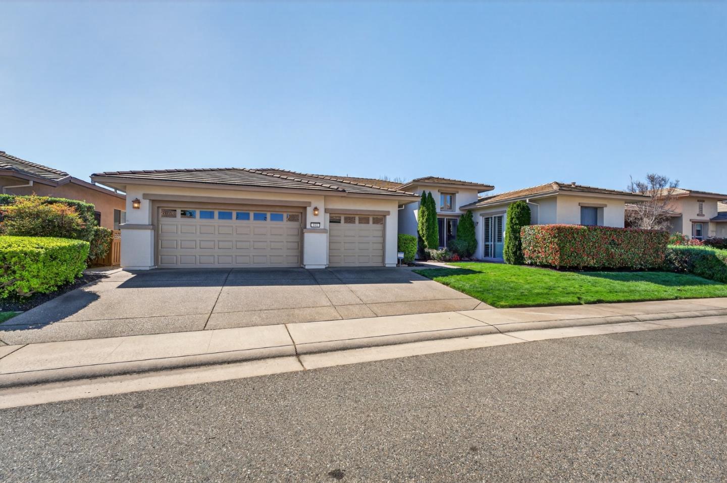 Front Image Thumbnail for ML82043538