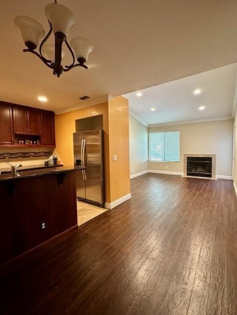 Front Image Thumbnail for ML82043819