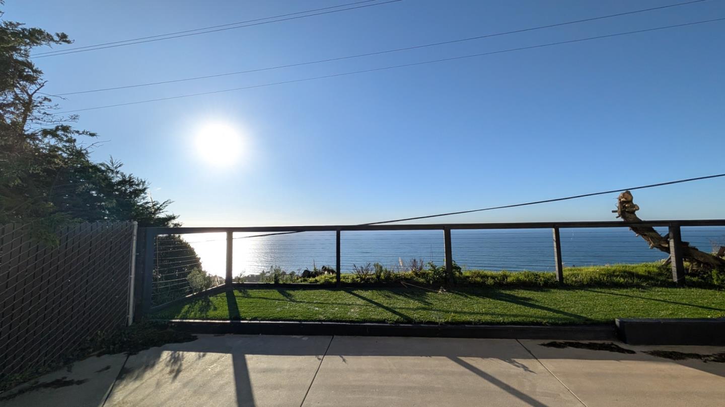 Front Image Thumbnail for ML82044961