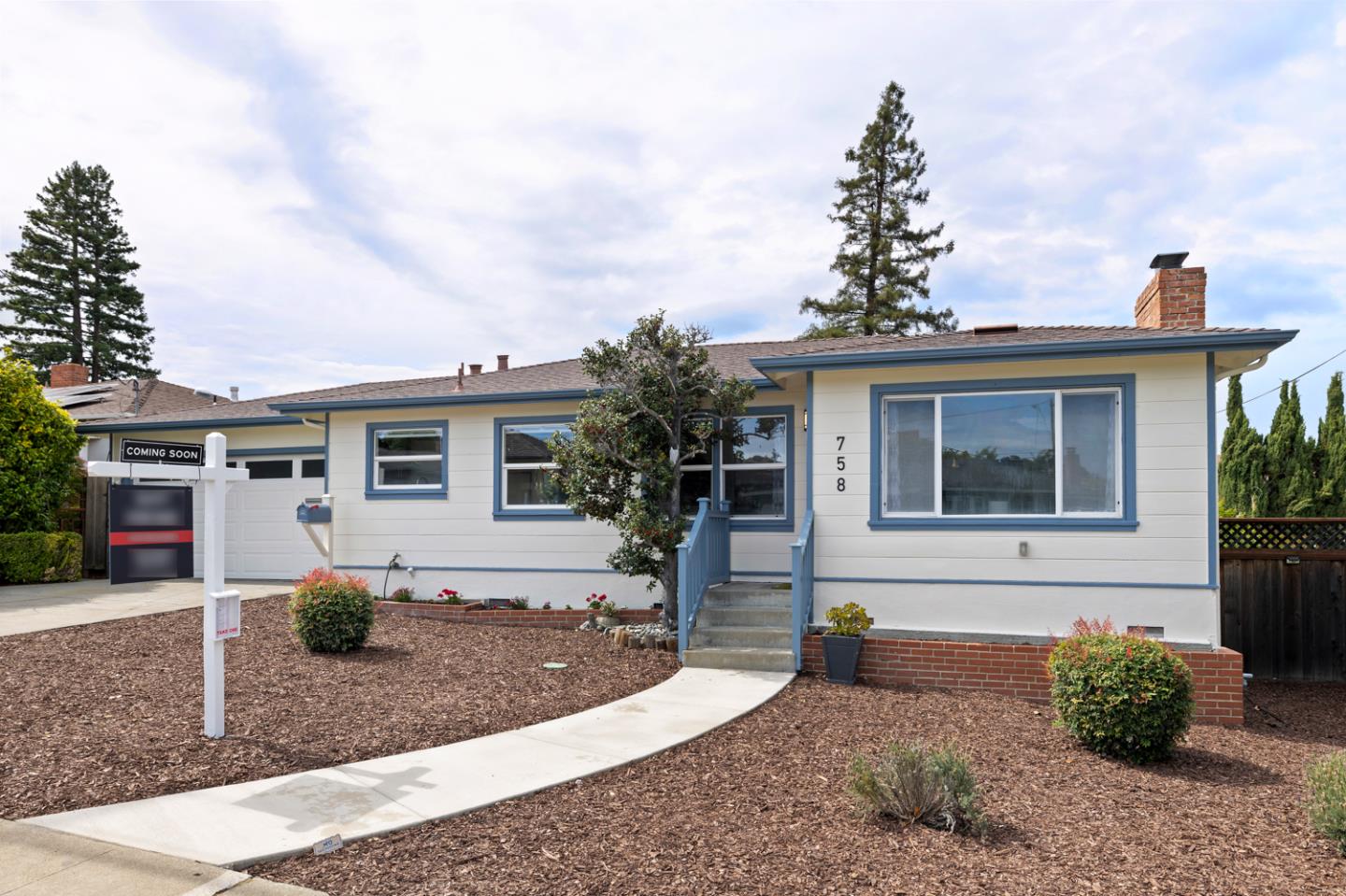 Front Image Thumbnail for ML82045692