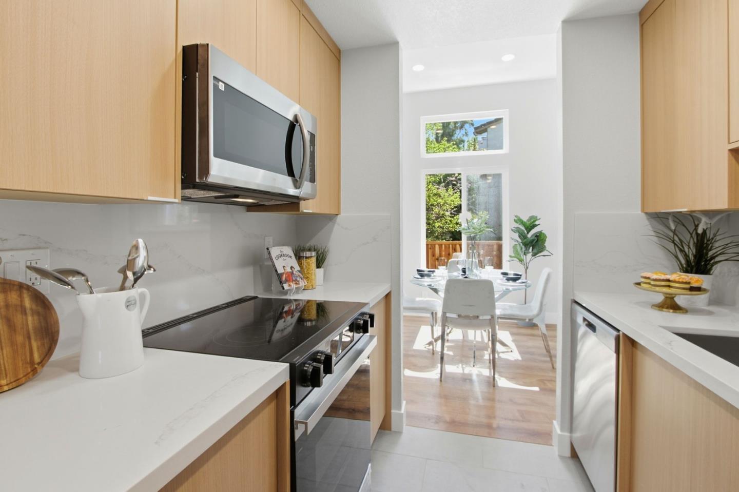 Front Image Thumbnail for ML82046313