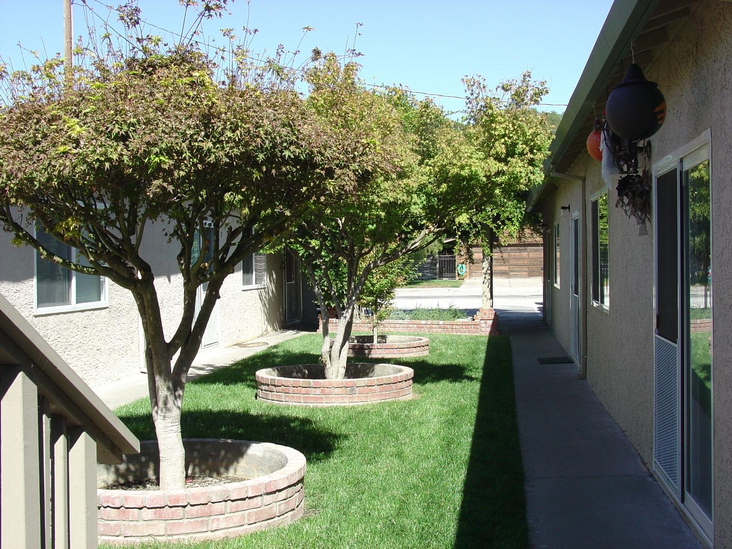 Front Image Thumbnail for ML82046563