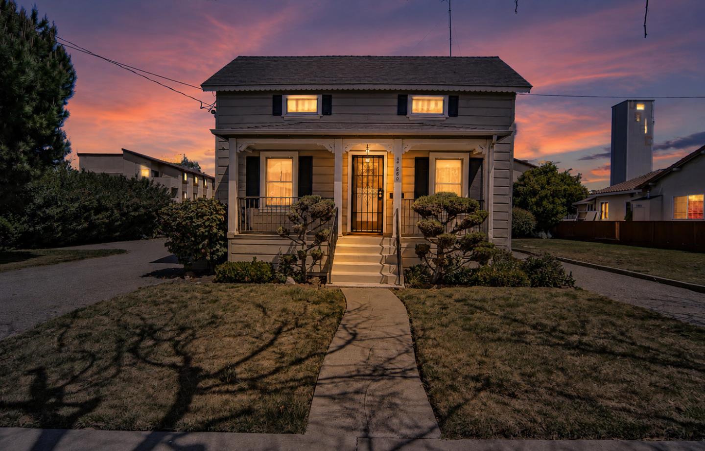 Front Image Thumbnail for ML82047343