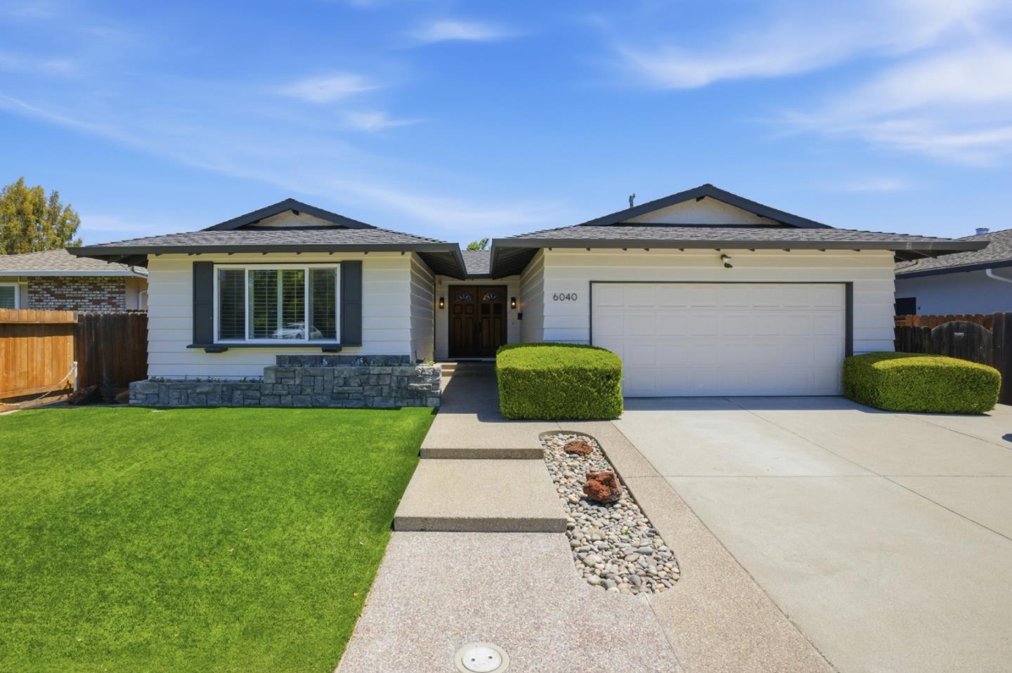 Front Image Thumbnail for ML82047379