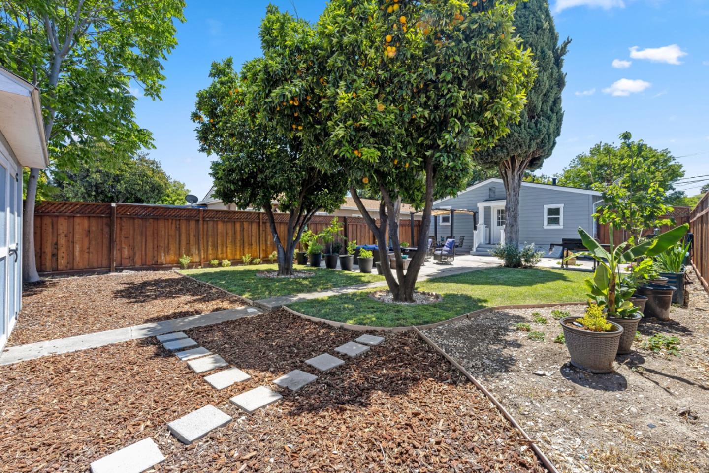 Front Image Thumbnail for ML82048264