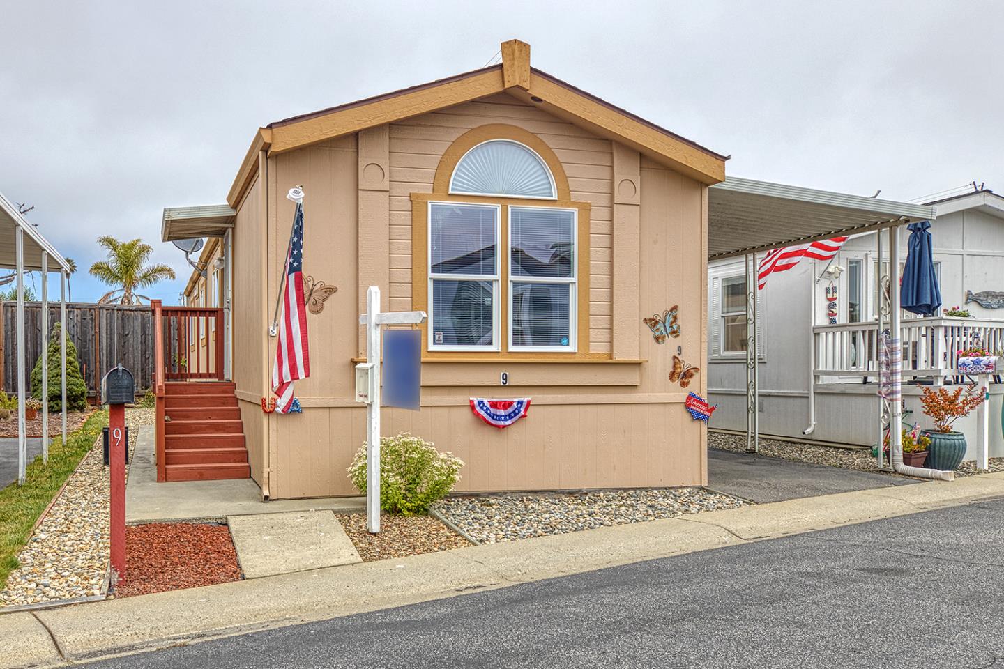 Front Image Thumbnail for ML82048854