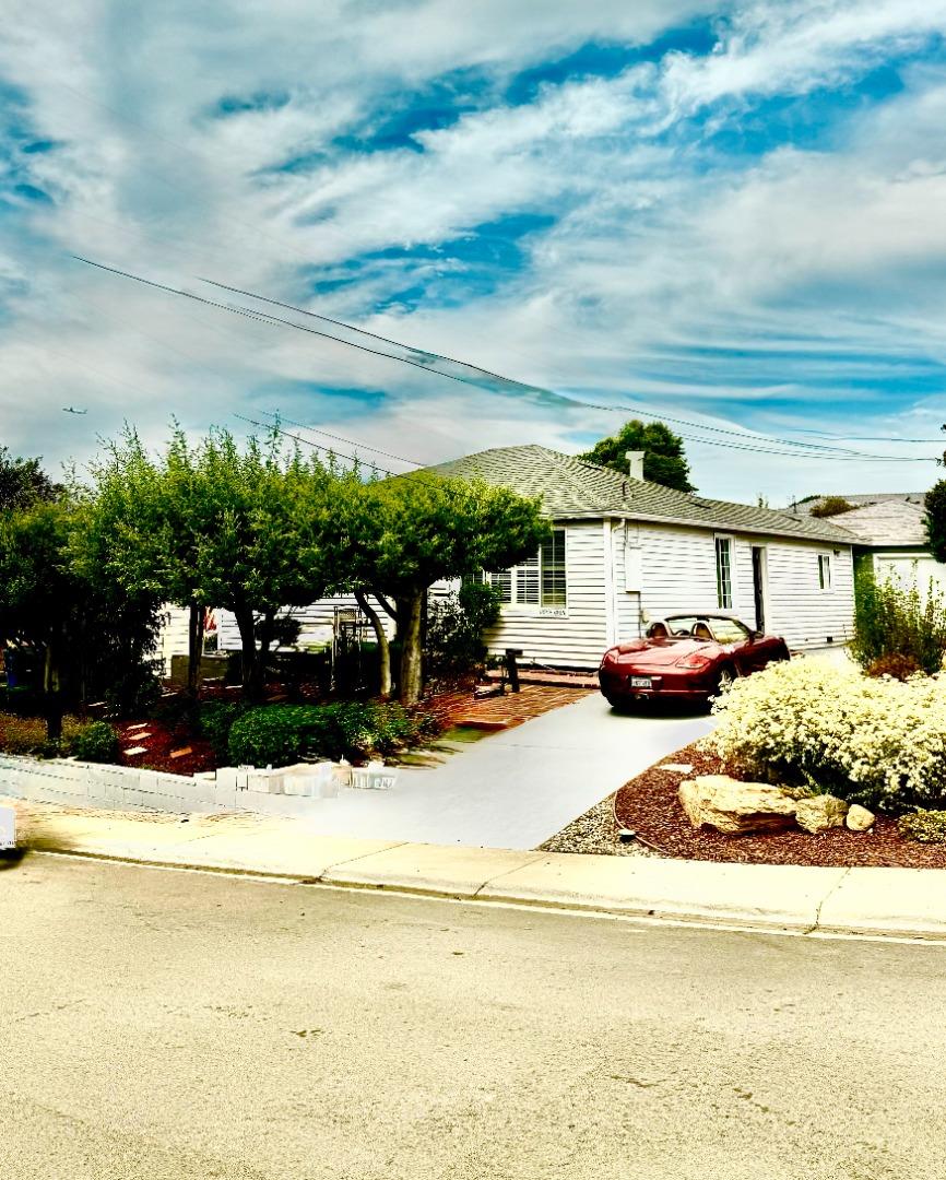 Front Image Thumbnail for ML82050714
