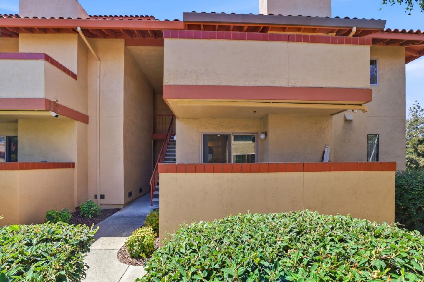 Front Image Thumbnail for ML82051835