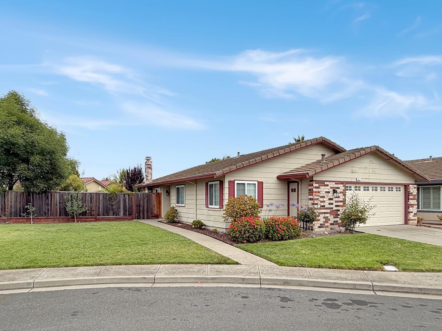 Front Image Thumbnail for ML82054039