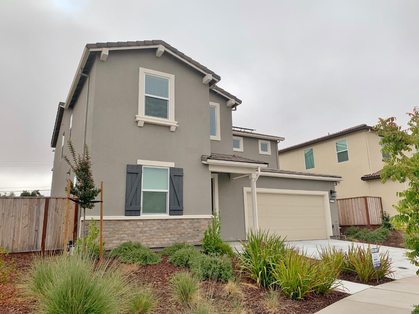 Front Image Thumbnail for ML82054315
