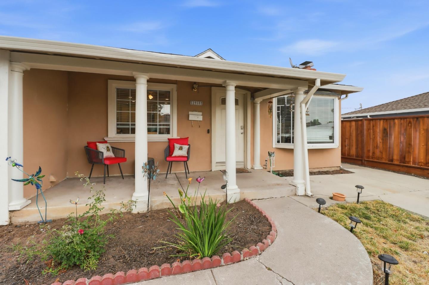 Front Image Thumbnail for ML82054453