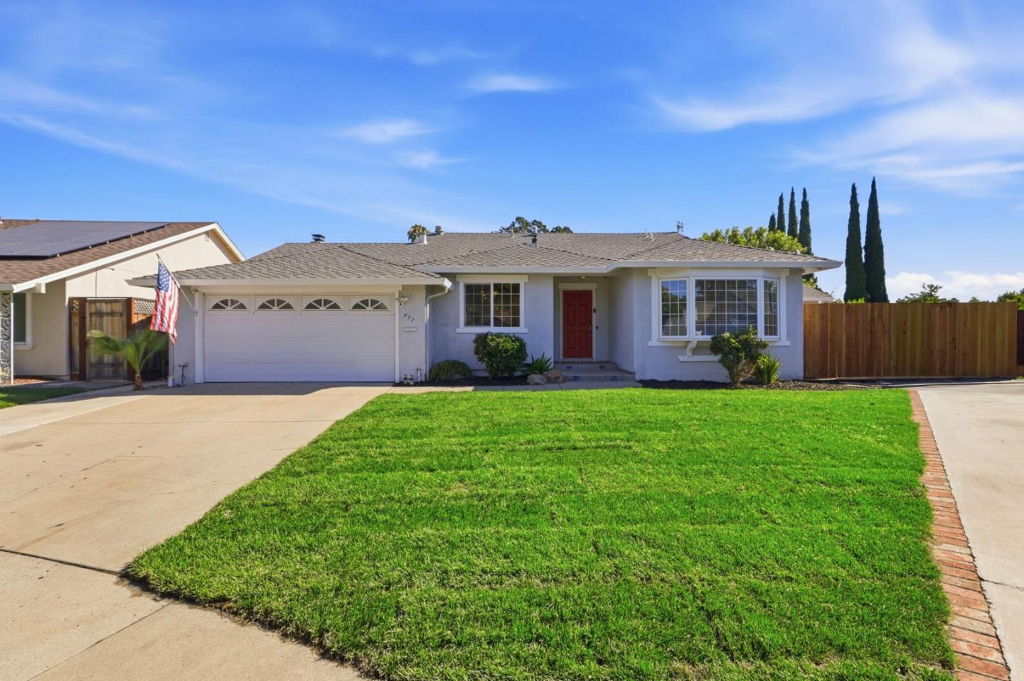 Front Image Thumbnail for ML82054602