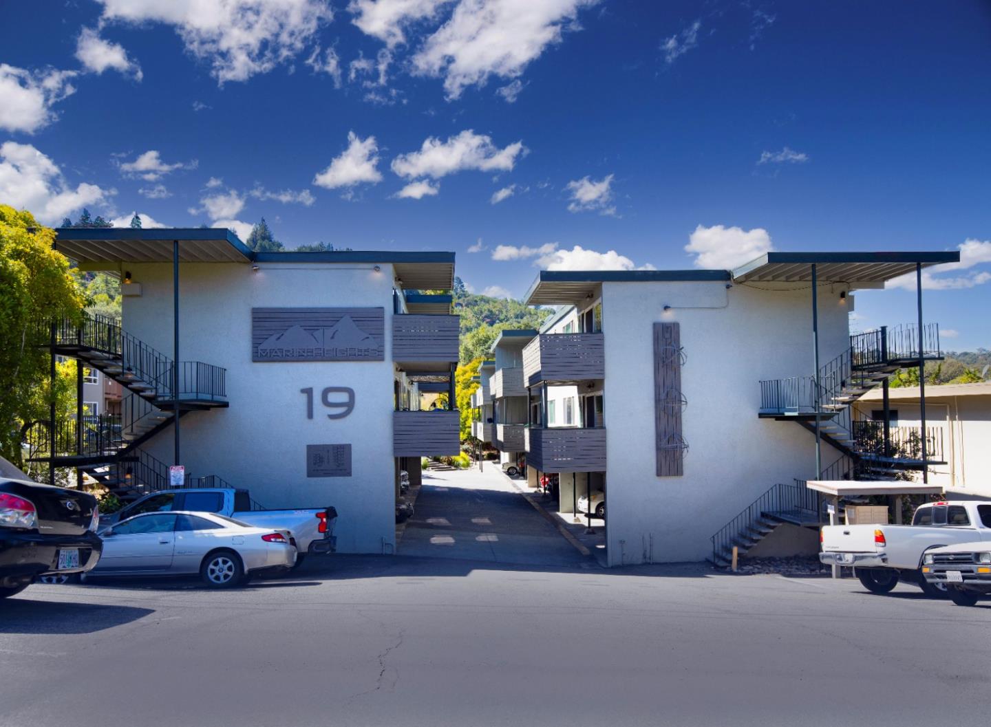 Front Image Thumbnail for ML82054661