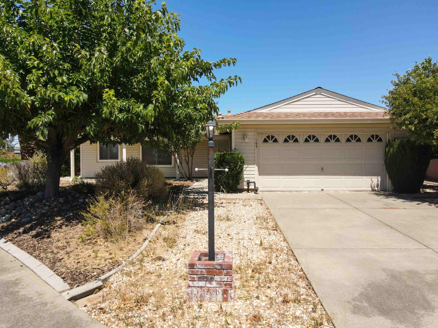 Front Image Thumbnail for ML82054747