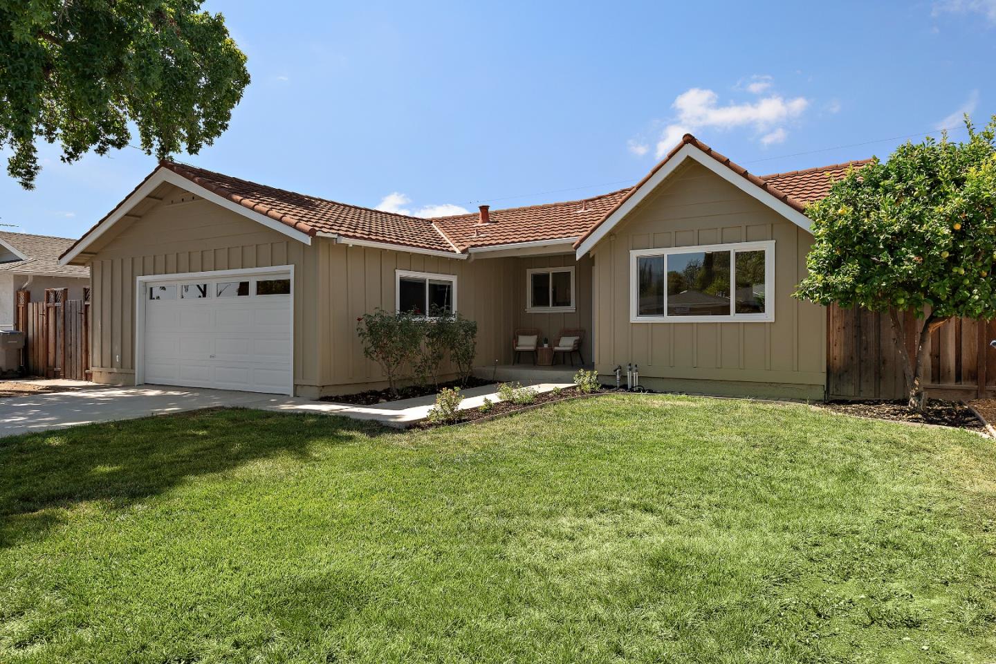 Front Image Thumbnail for ML82054958