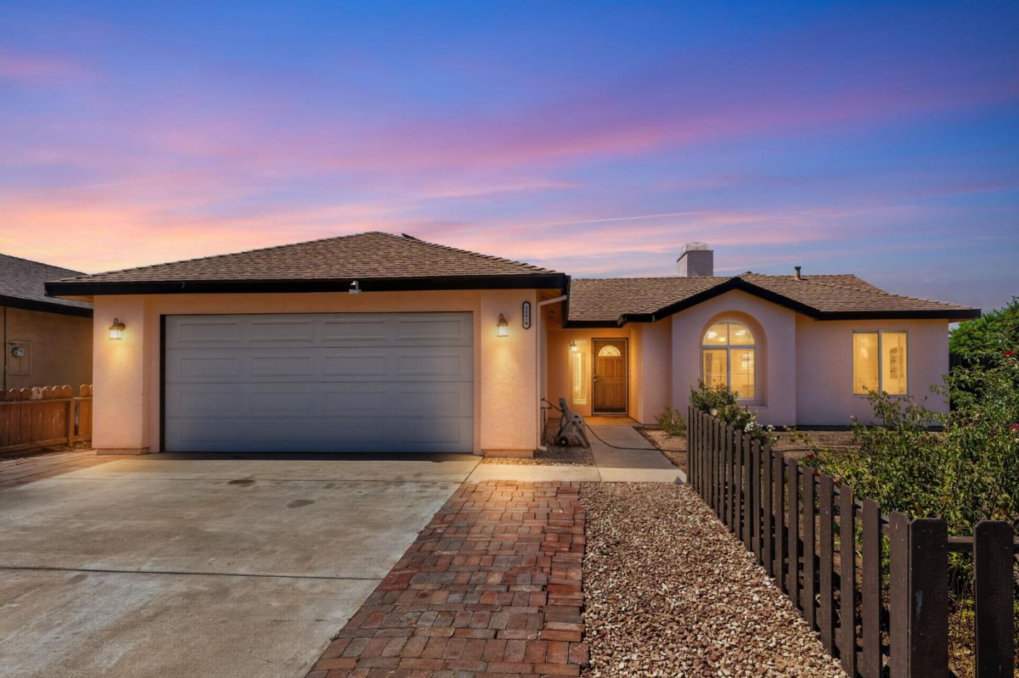 Front Image Thumbnail for ML82056438