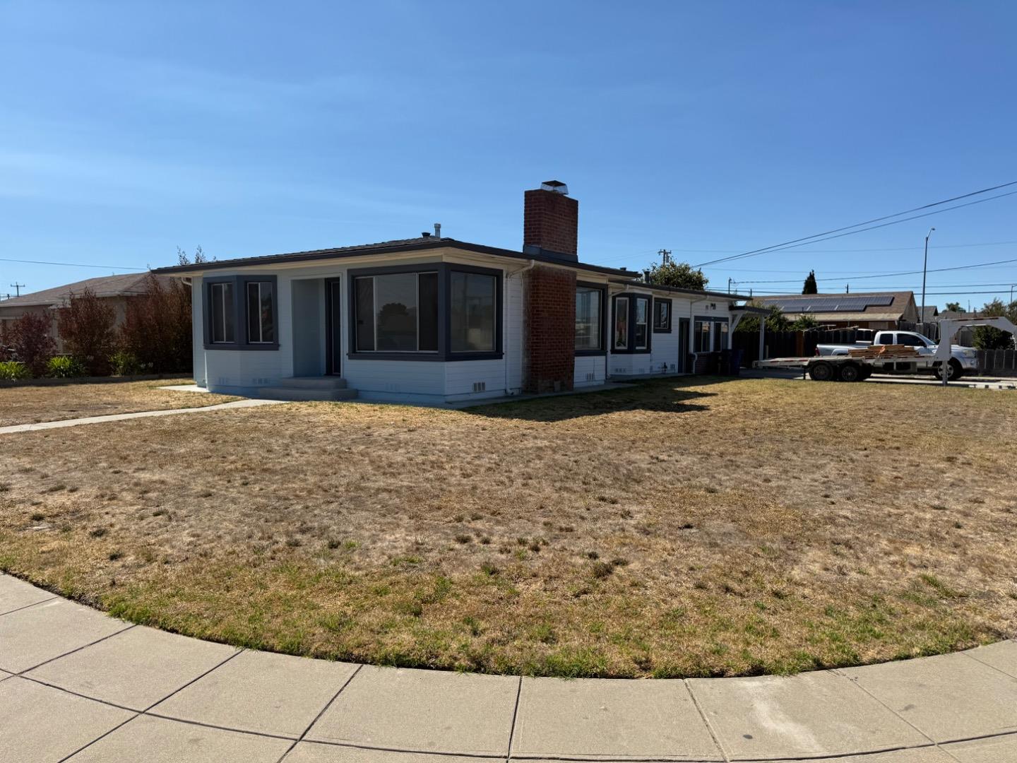 Front Image Thumbnail for ML82058758