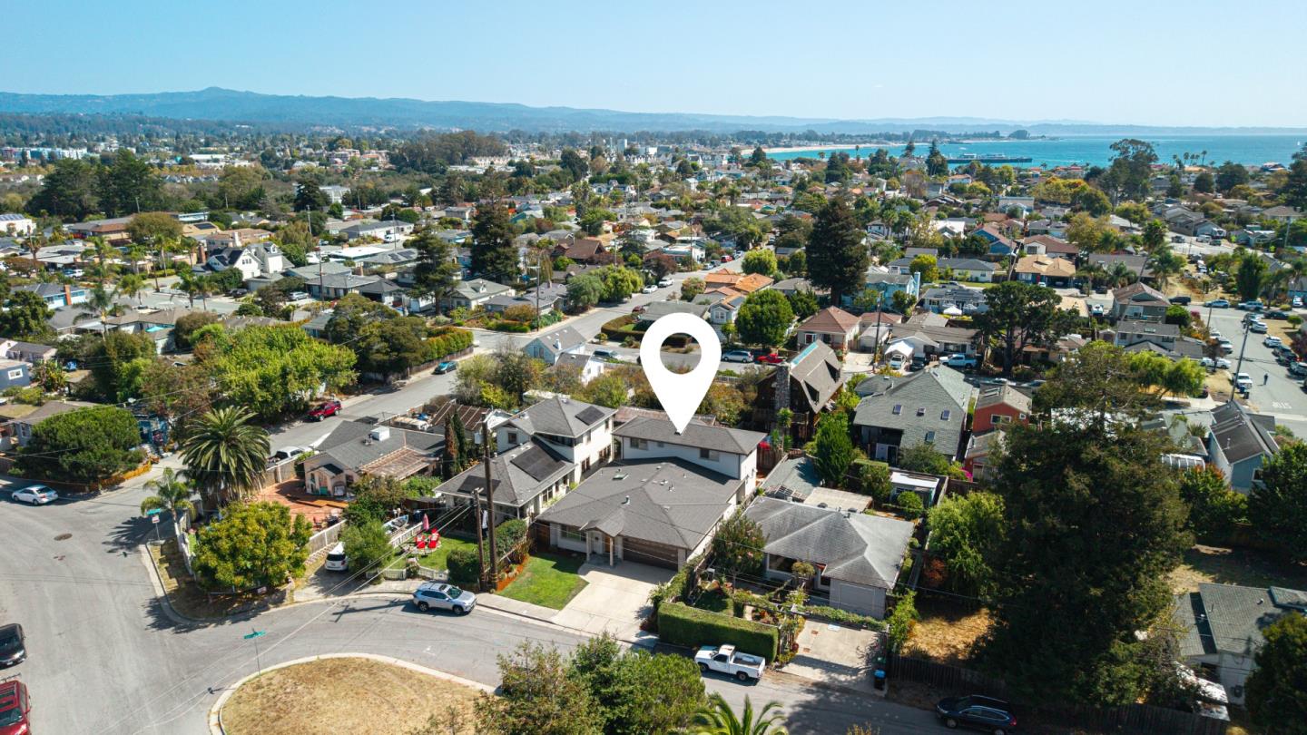 Front Image Thumbnail for ML82061695