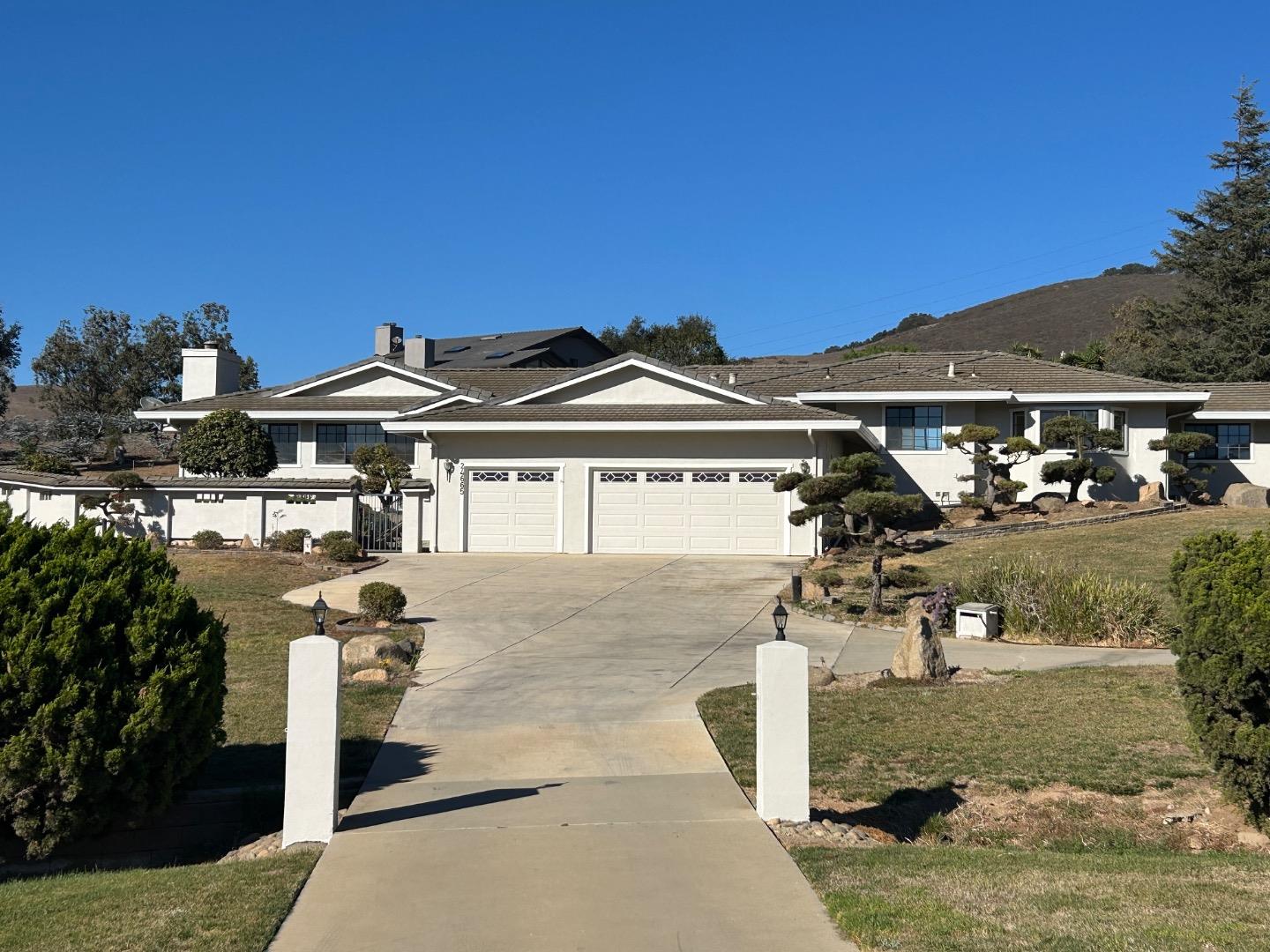 Front Image Thumbnail for ML82062154
