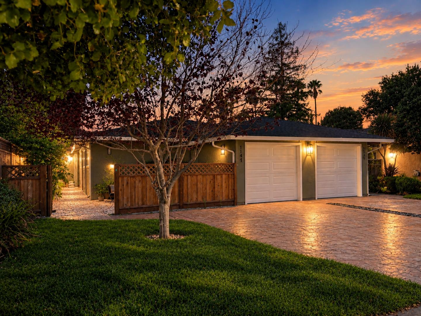 Front Image Thumbnail for ML82062654