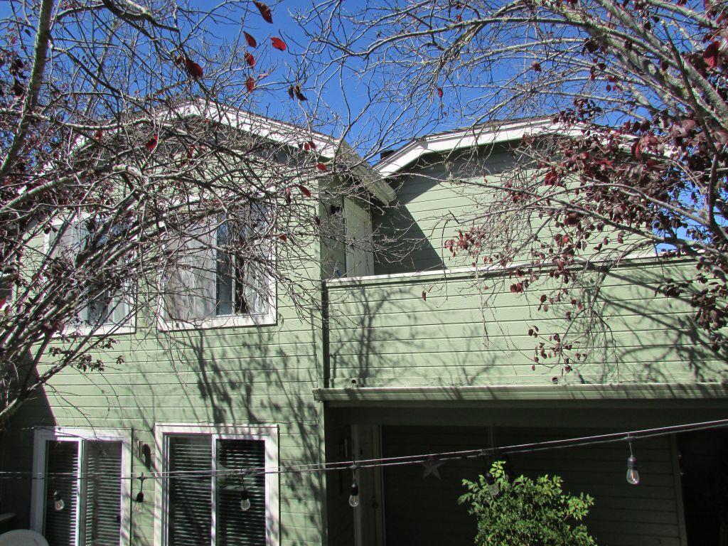 Front Image Thumbnail for ML82063582